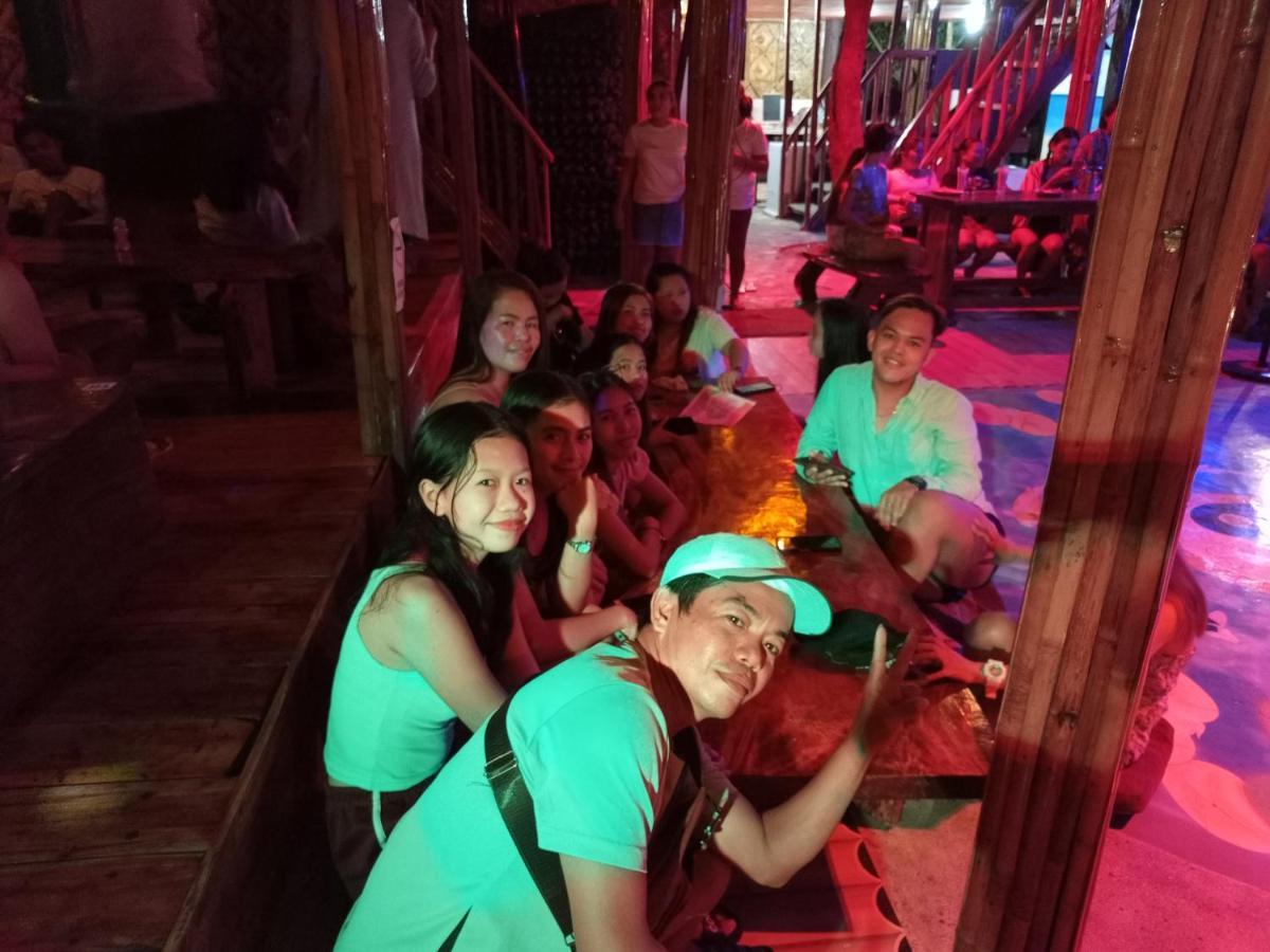 Villa-Atlas Guest House Pulau Malapascua Bagian luar foto