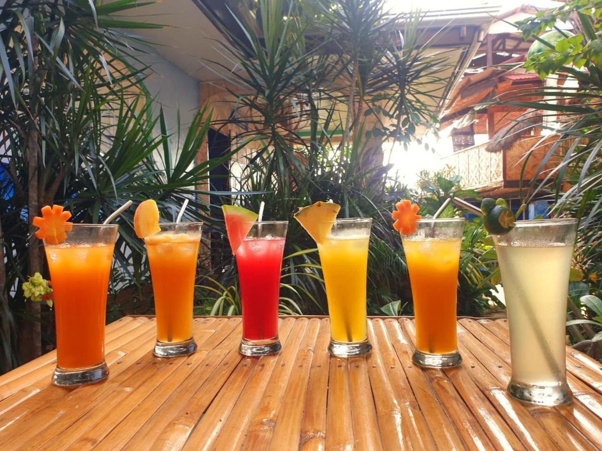 Villa-Atlas Guest House Pulau Malapascua Bagian luar foto