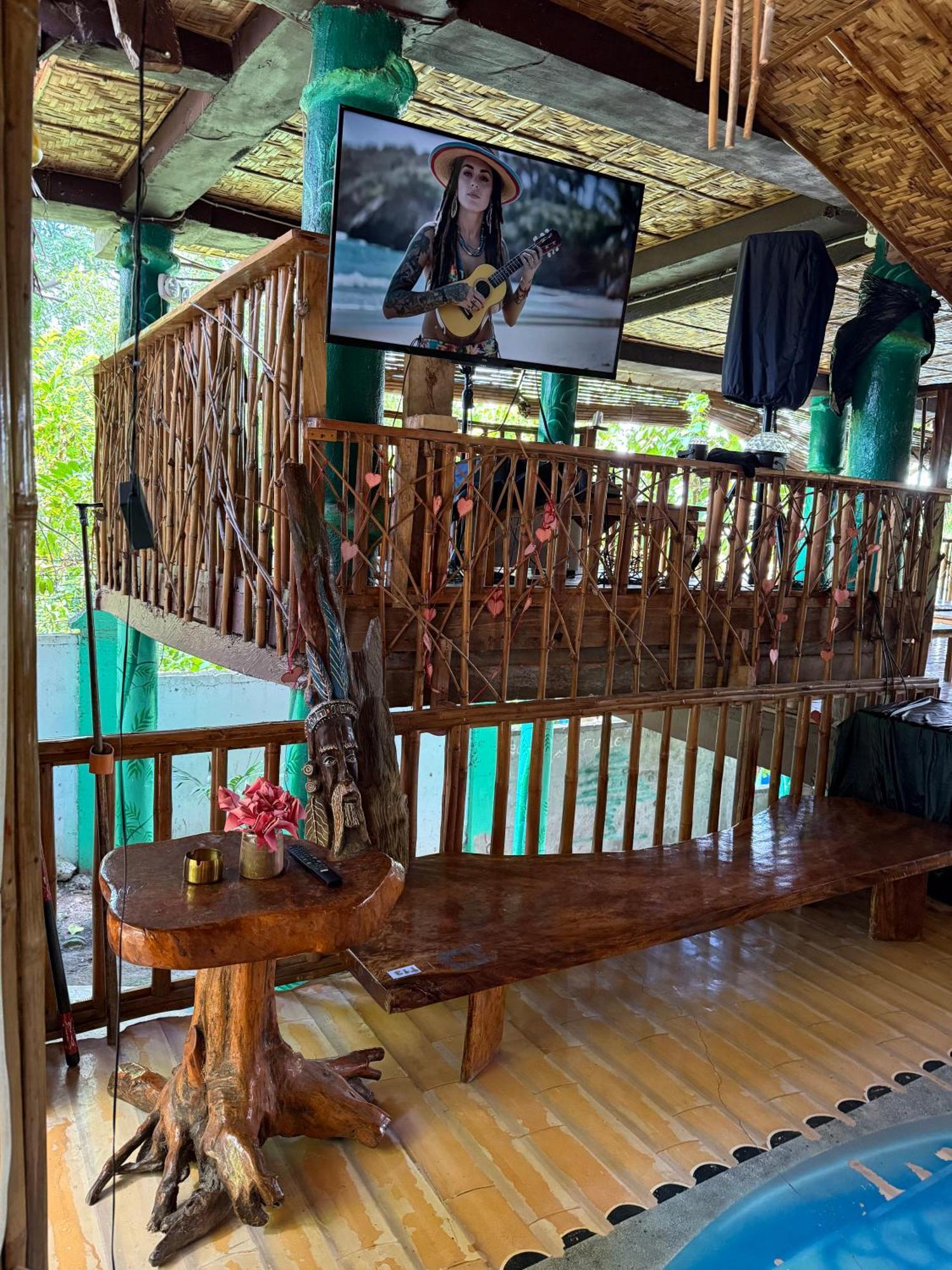 Villa-Atlas Guest House Pulau Malapascua Bagian luar foto