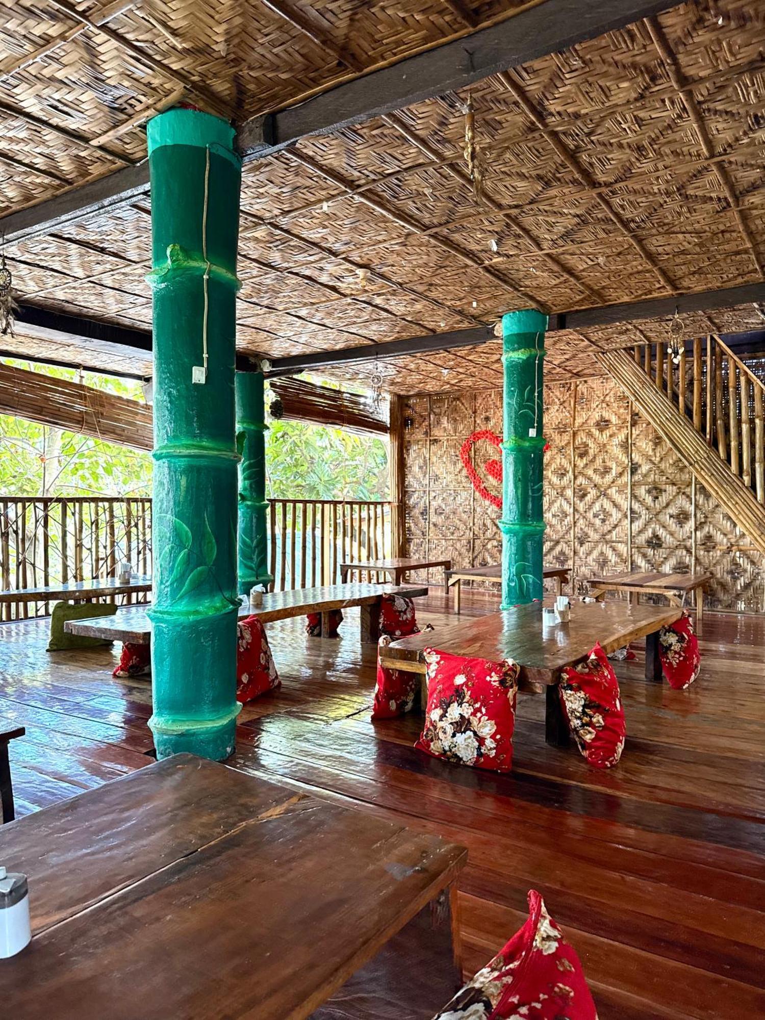 Villa-Atlas Guest House Pulau Malapascua Bagian luar foto