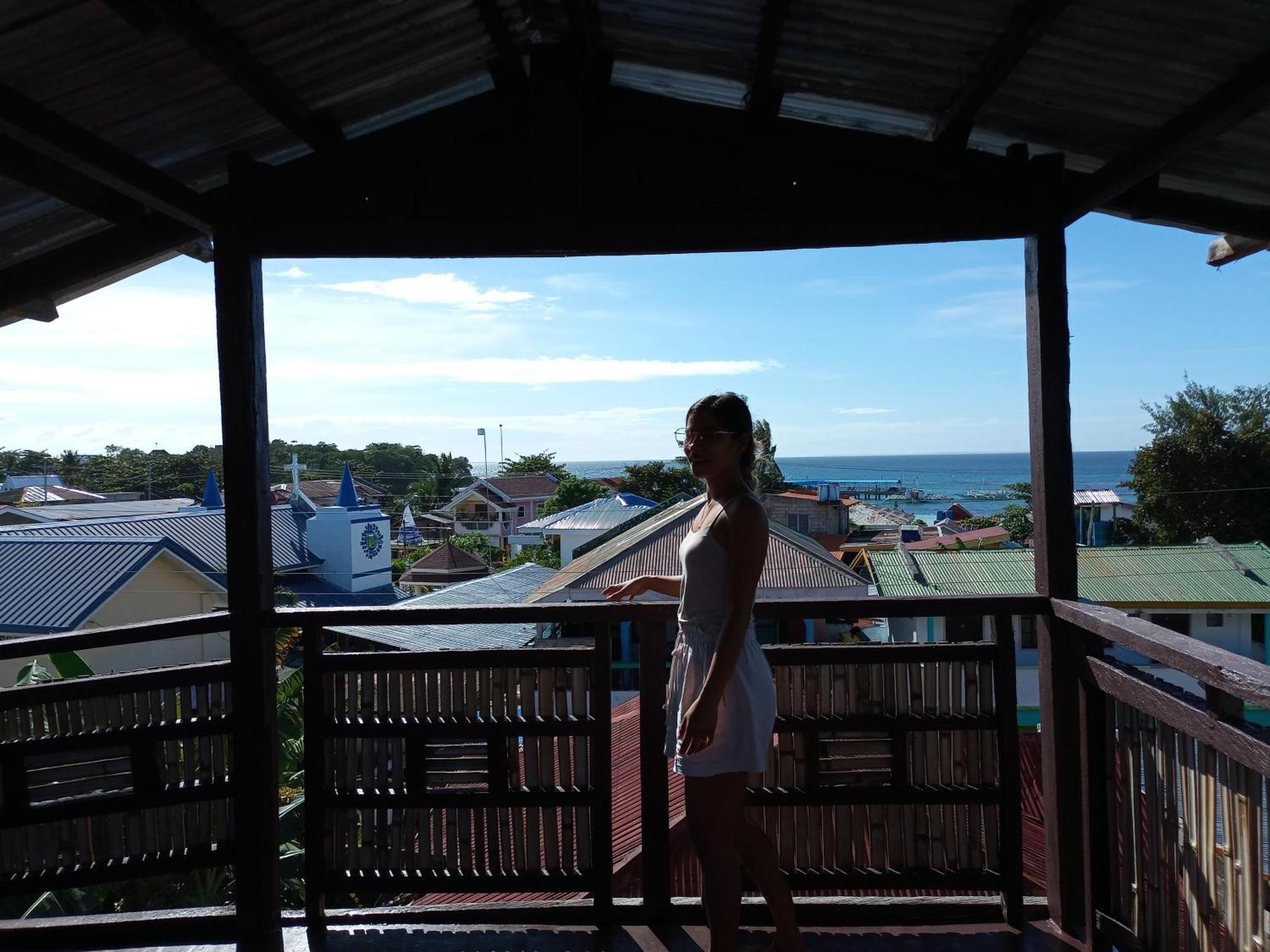Villa-Atlas Guest House Pulau Malapascua Bagian luar foto